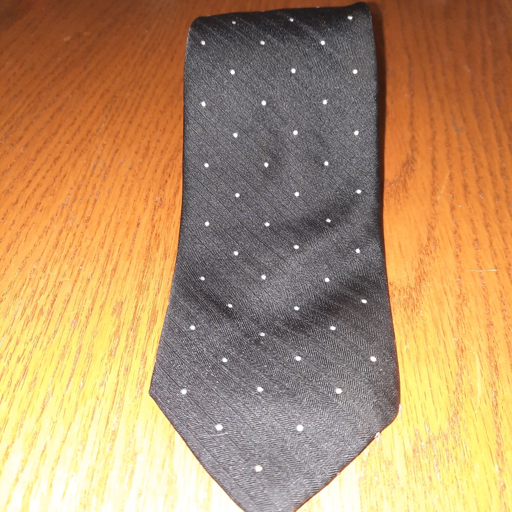 Austin Manor Black Tie with White Polka Dots | Classic Men's Formalwear